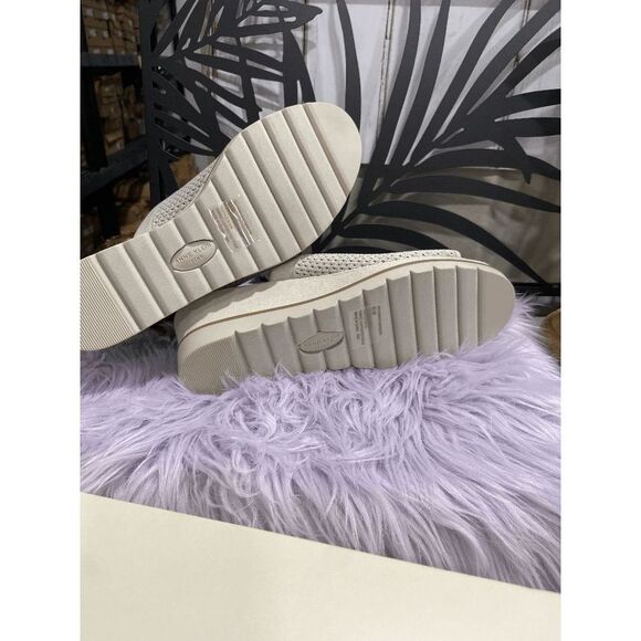 Anne Klein Women's Hannah Mule Sandals - cream with silver/gold thread 9.5M - Picture 4 of 6